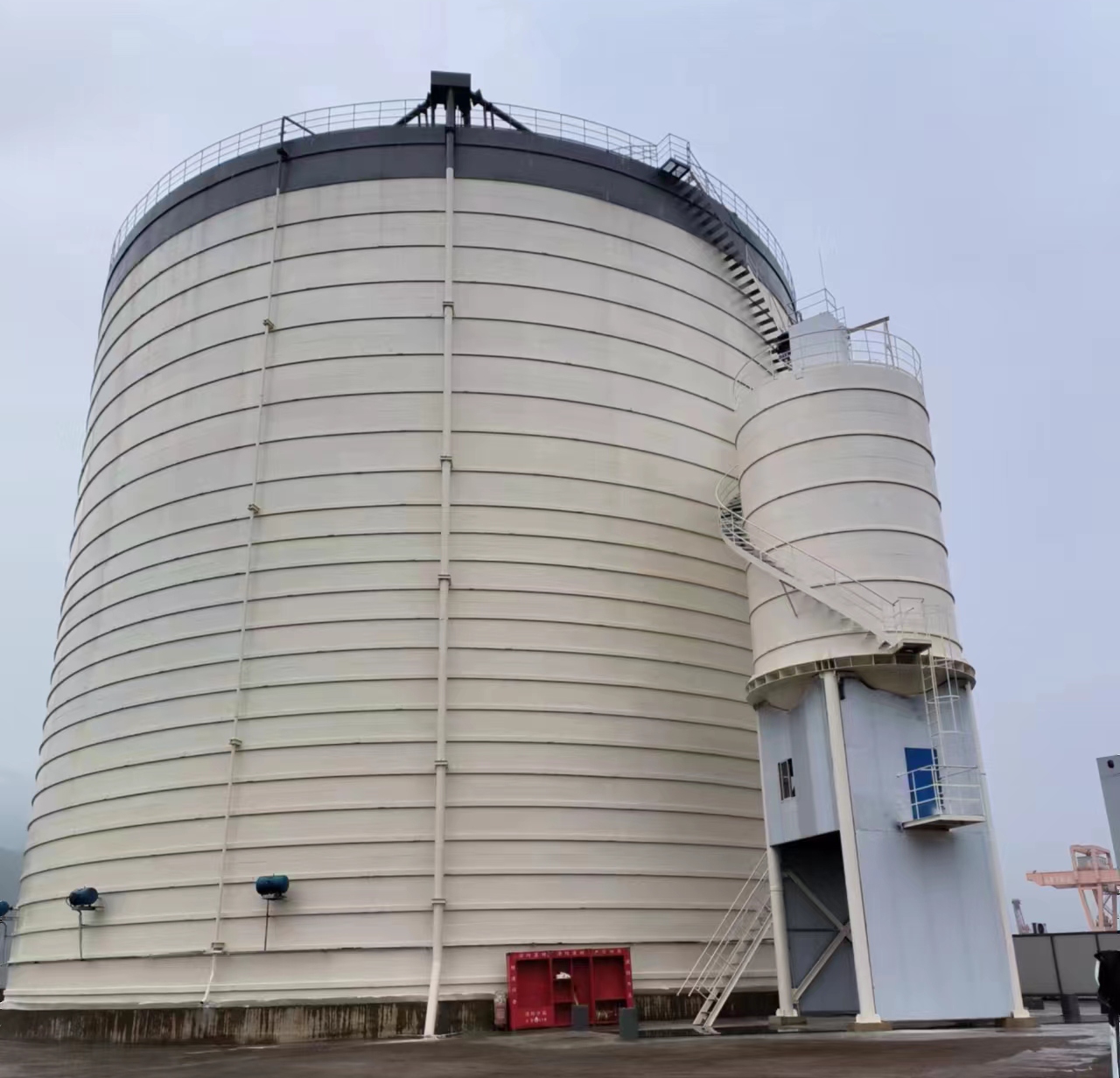 前锋10万吨水泥钢板库